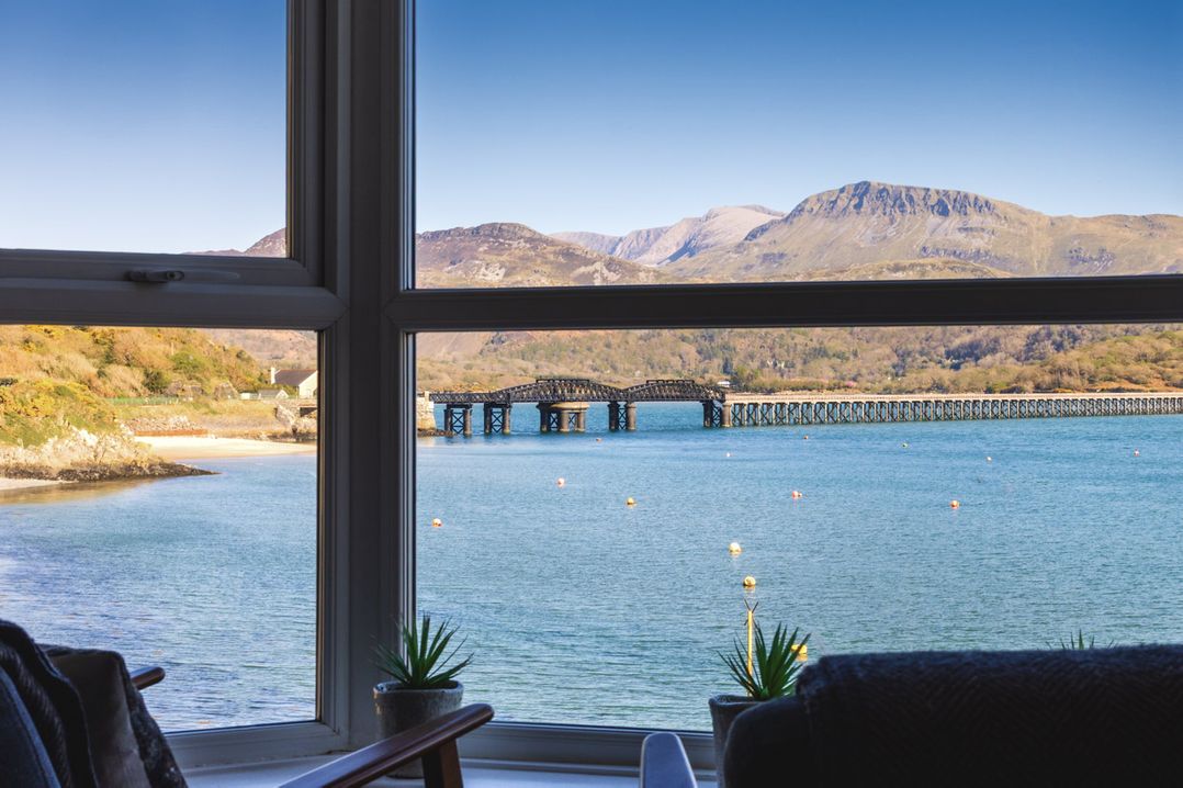 Harbour View - Flat 2 - Tudor House