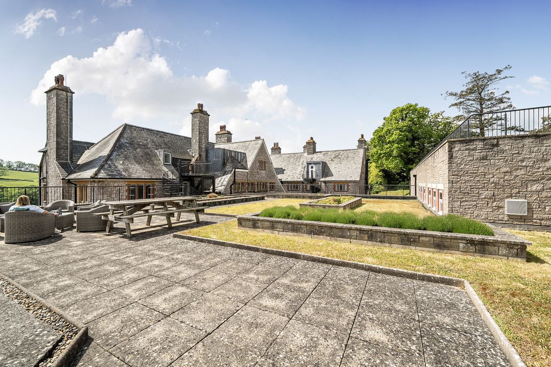 Harcombe House Accessible Pet Free Bungalow Sleeps 5