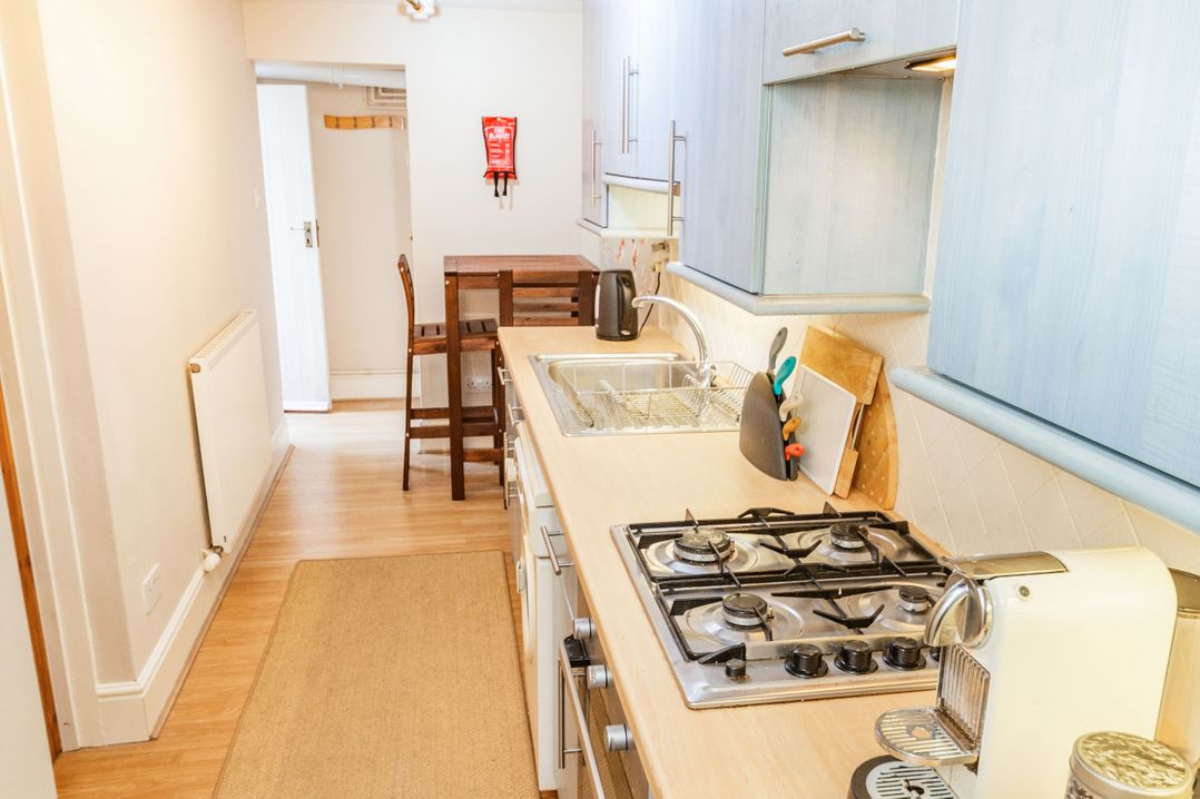 8A Wellington Terrace