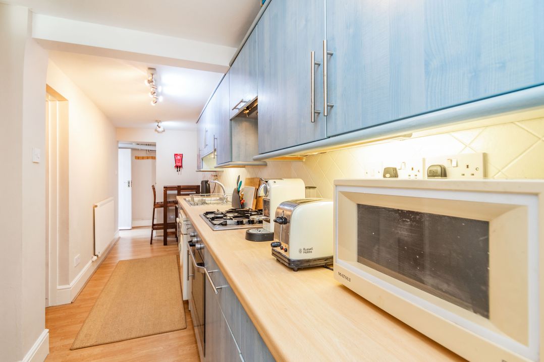 8A Wellington Terrace