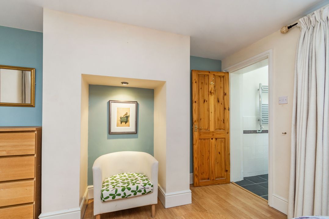 8A Wellington Terrace