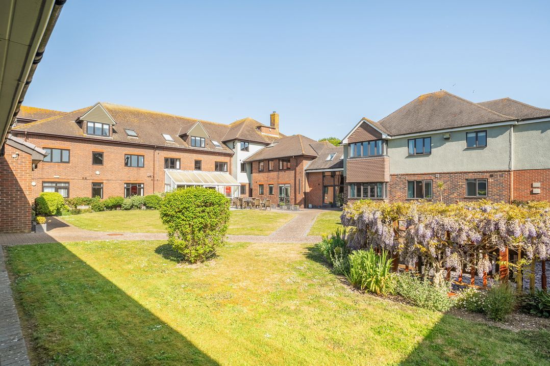 Marine Court Three Bedroom Second-floor Apartment 35