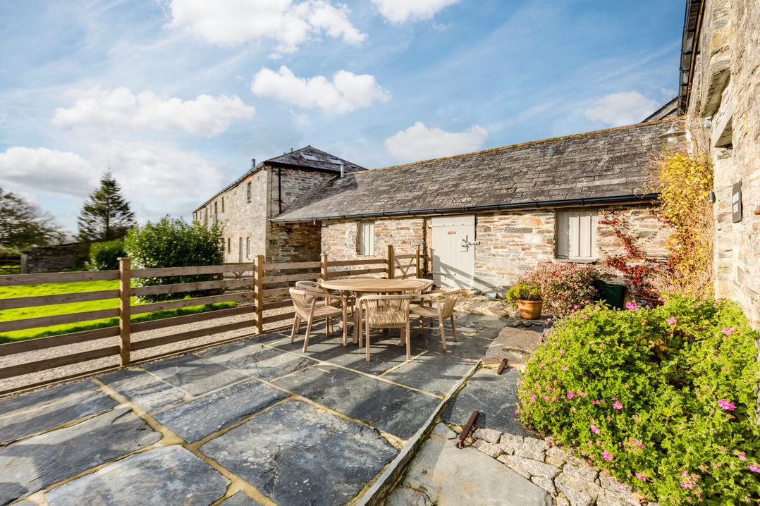 Courtyard Cottage - within the Helland Barton Farm collection