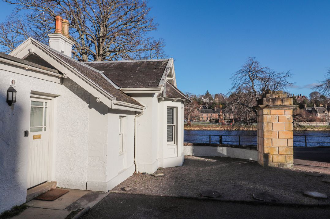 Porter's Lodge