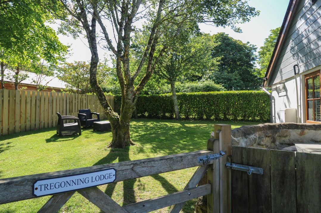 Tregonning Lodge