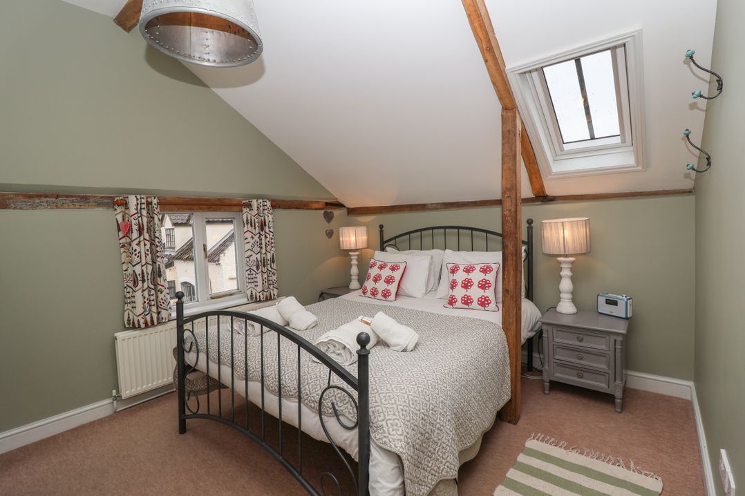 1 The Old Coach House