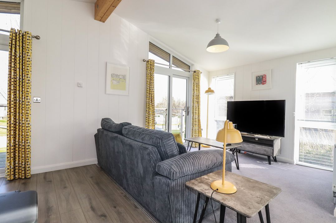 11 Meadow Retreat