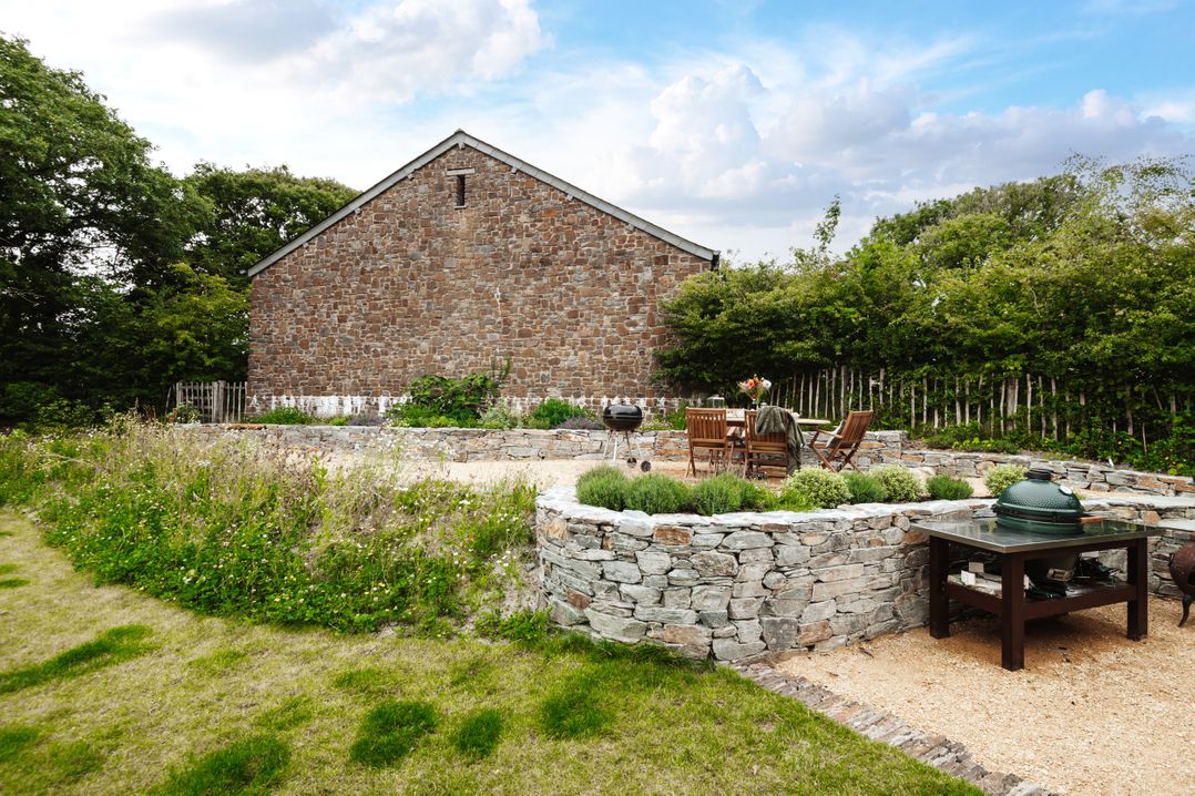Hoppers Barn