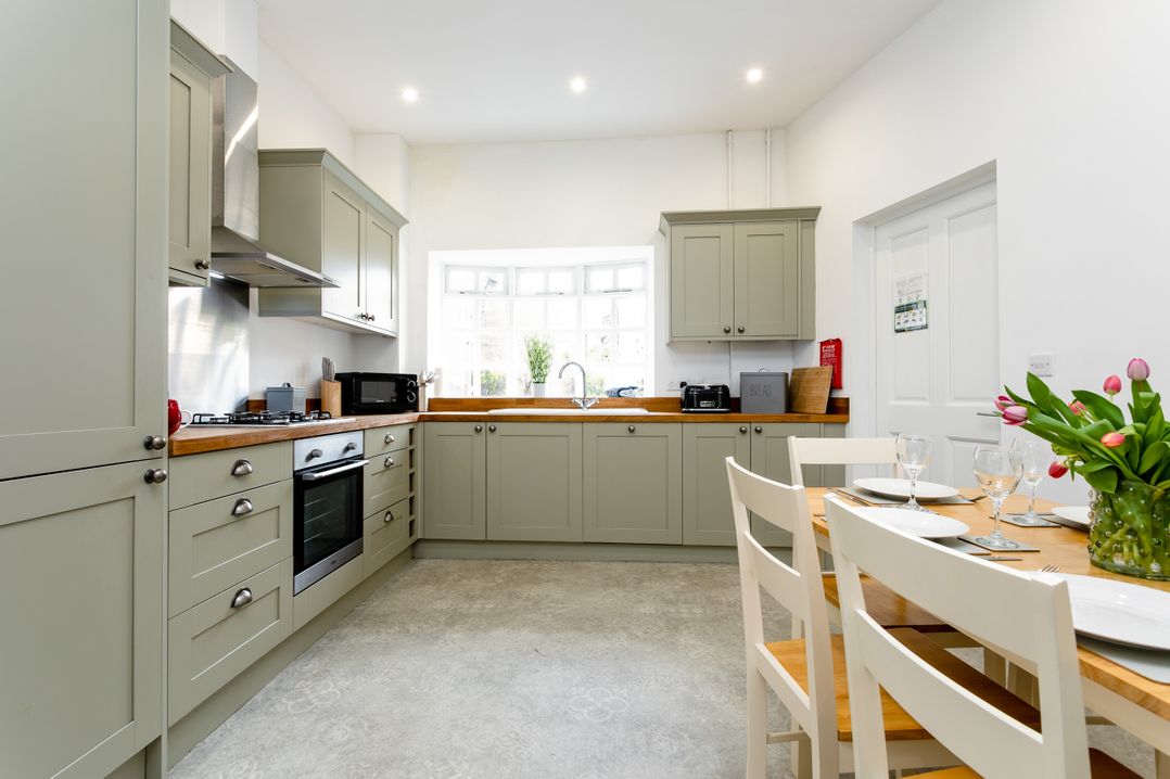 Algernon House