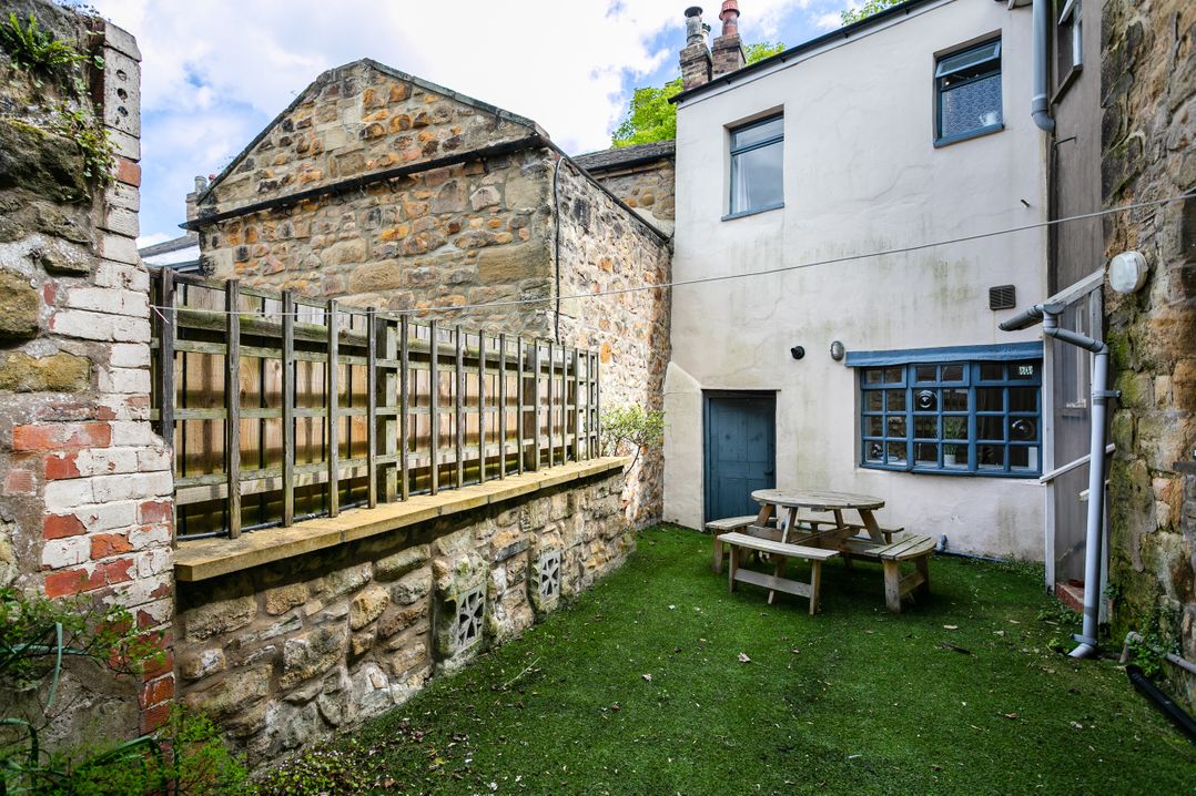 Algernon House
