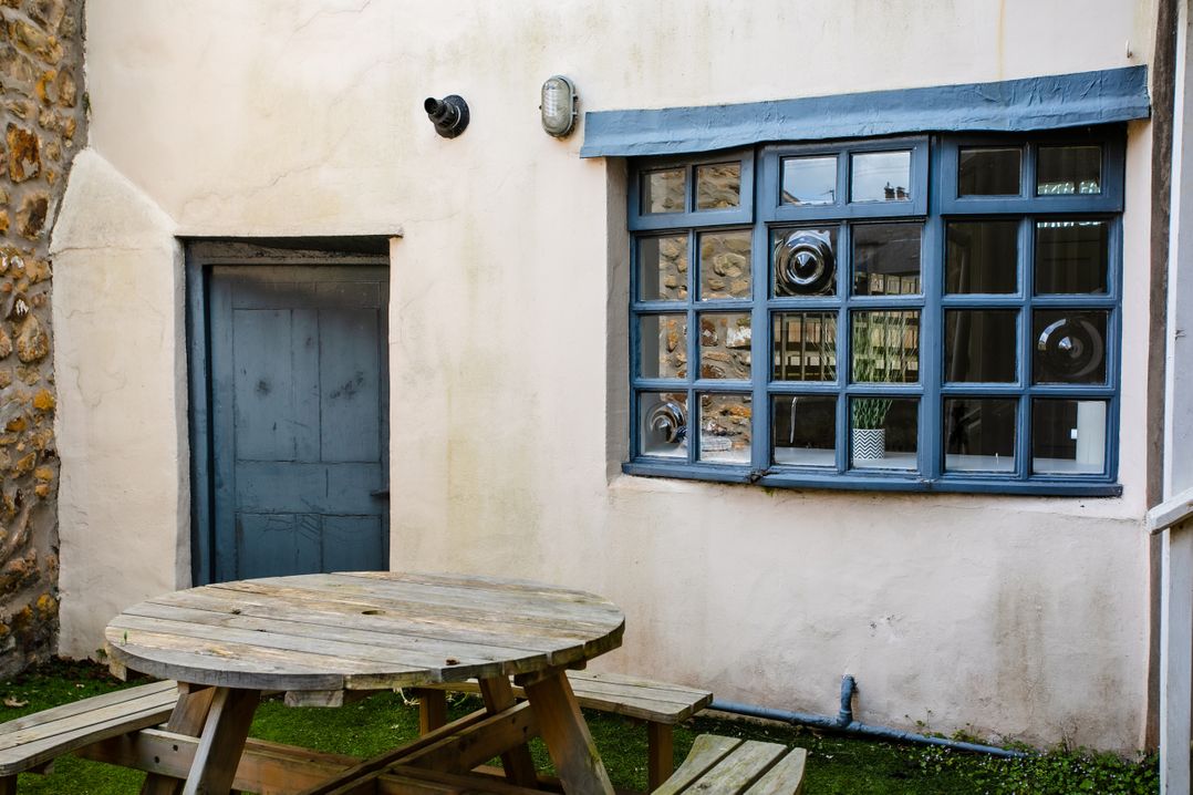 Algernon House