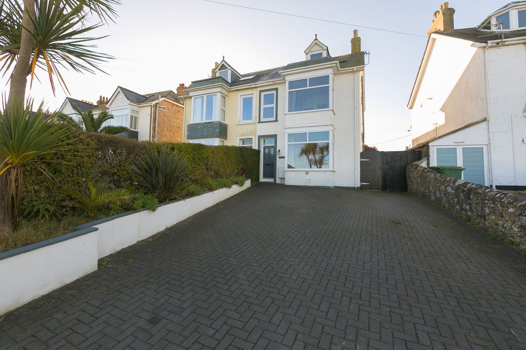 Oystercatcher House