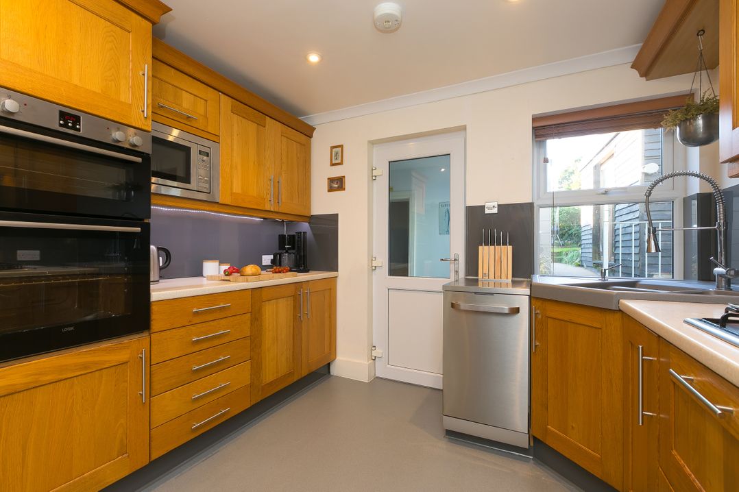 Oystercatcher House