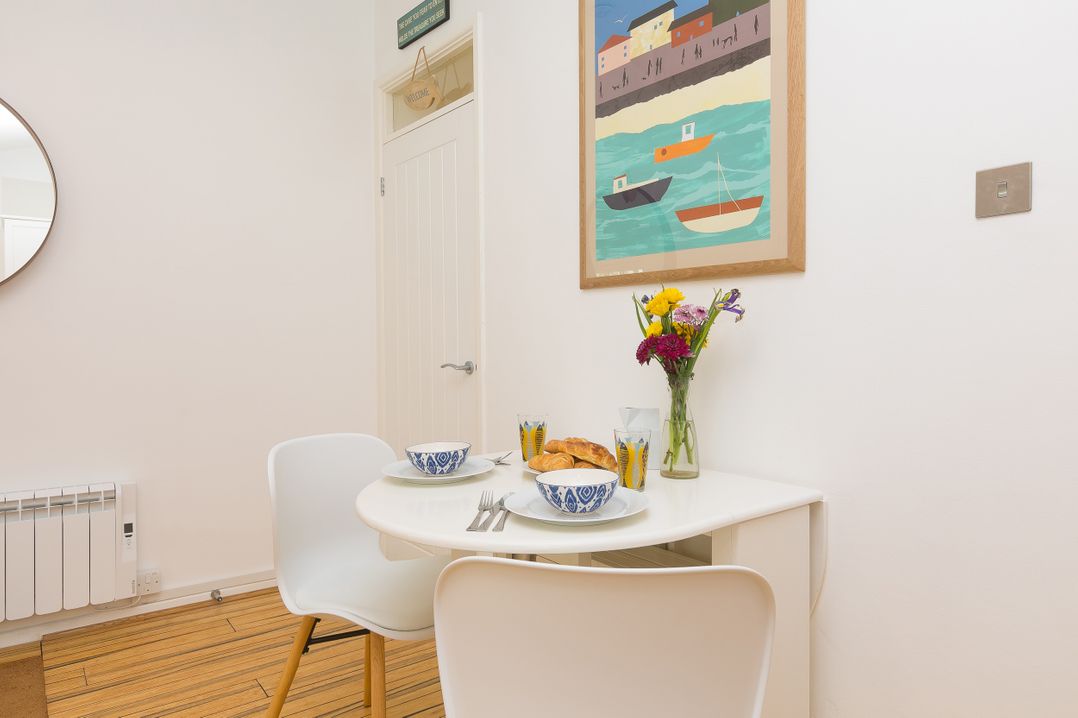 Flat 3, Pentowan Court