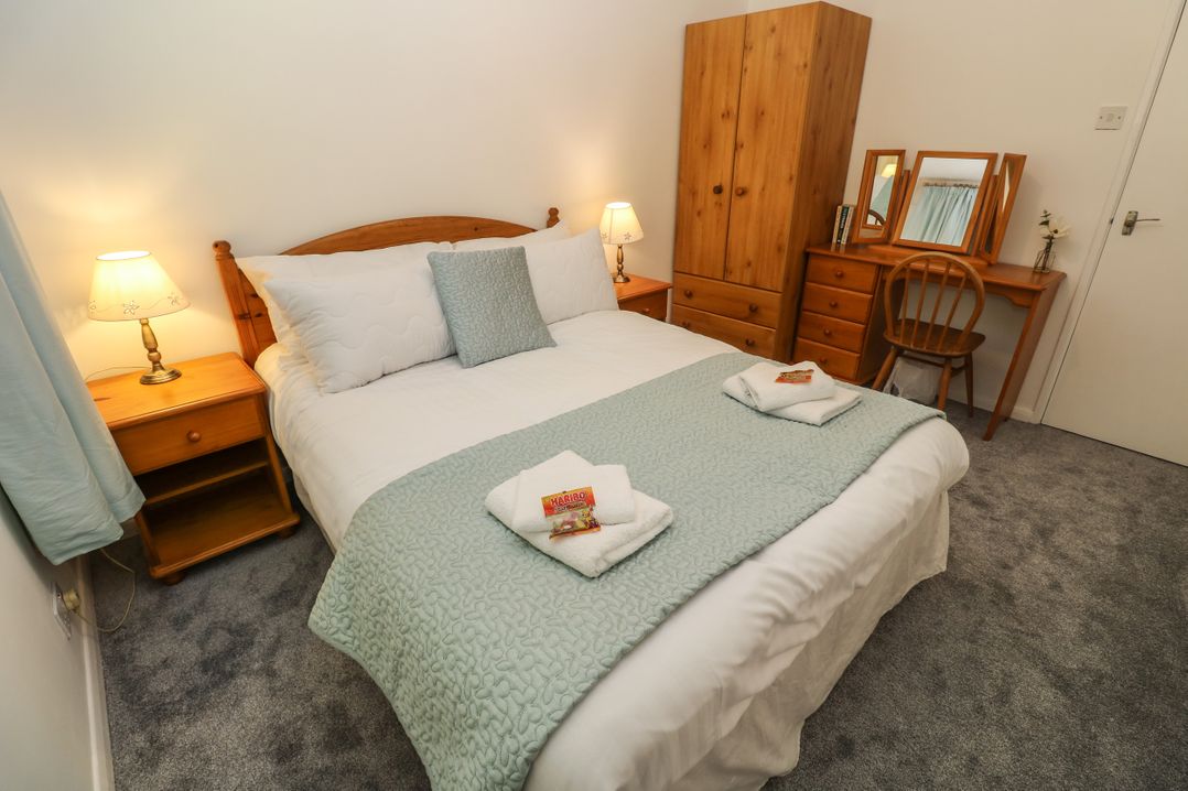 39 Manorcombe Bungalows