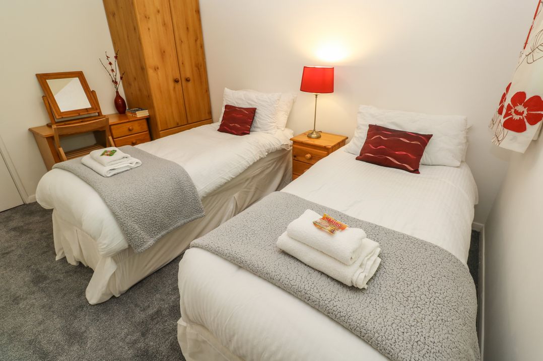 39 Manorcombe Bungalows