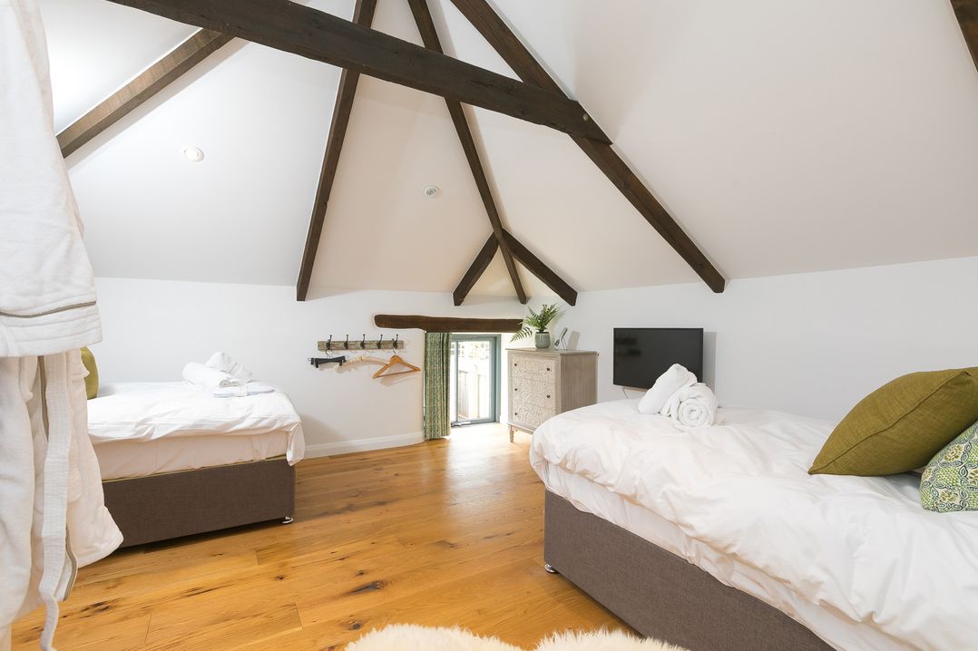 Carines Barns - Wesley Barn