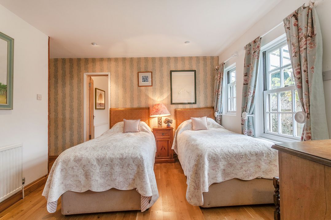 Wisteria Suite