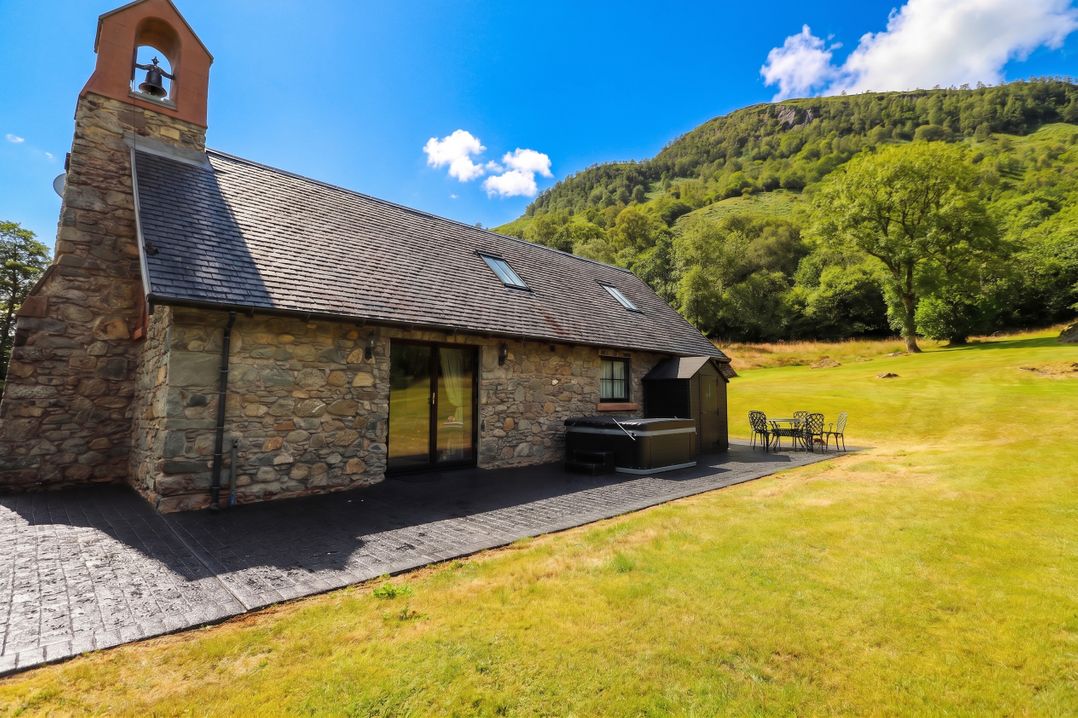 Ardlui Church