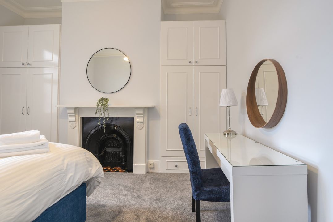 Flat 2, 10 Seafield Road