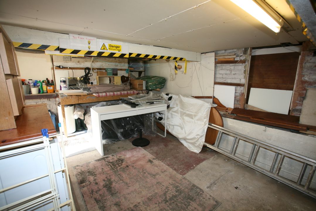 Flat 1