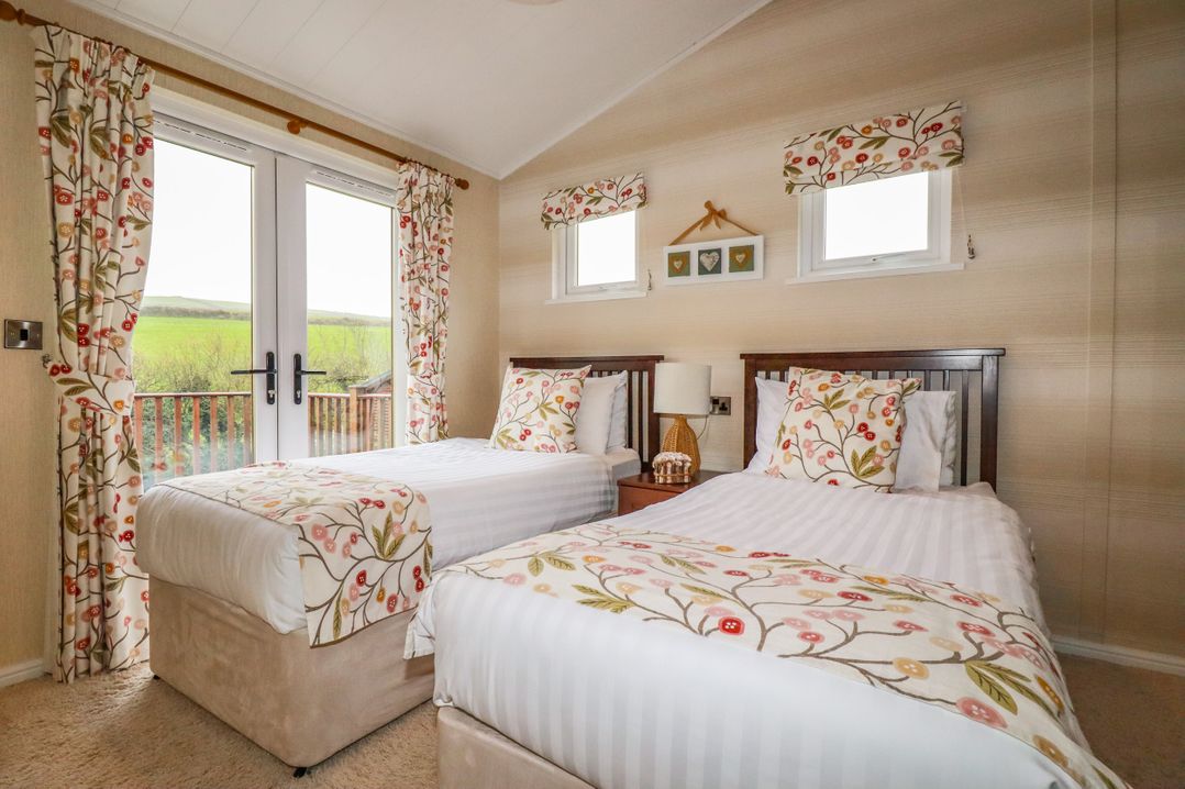 Hideaway Lodge