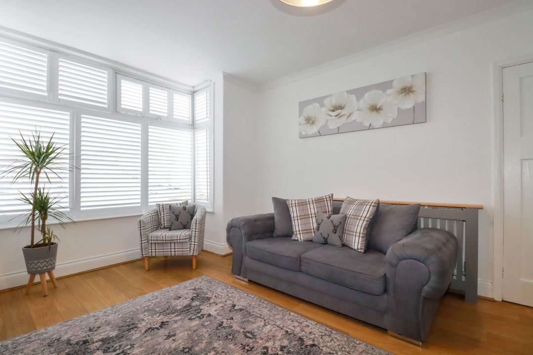 119 Henver Road
