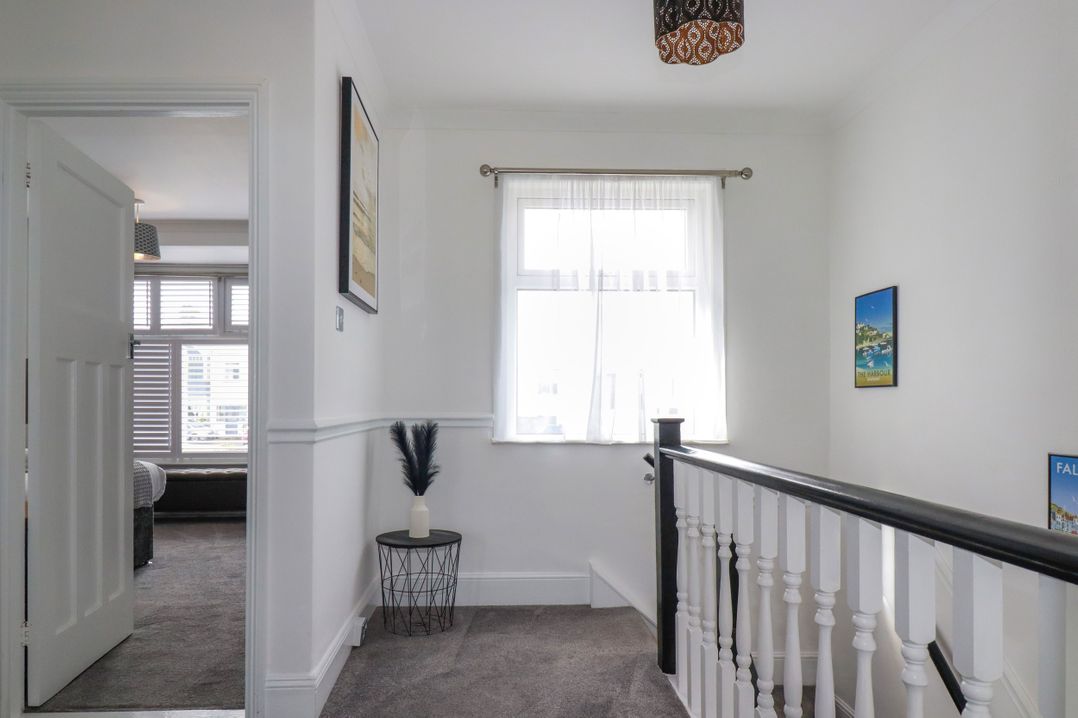 119 Henver Road