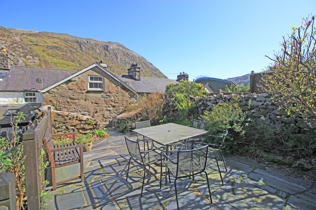 Siop Fach Cottage