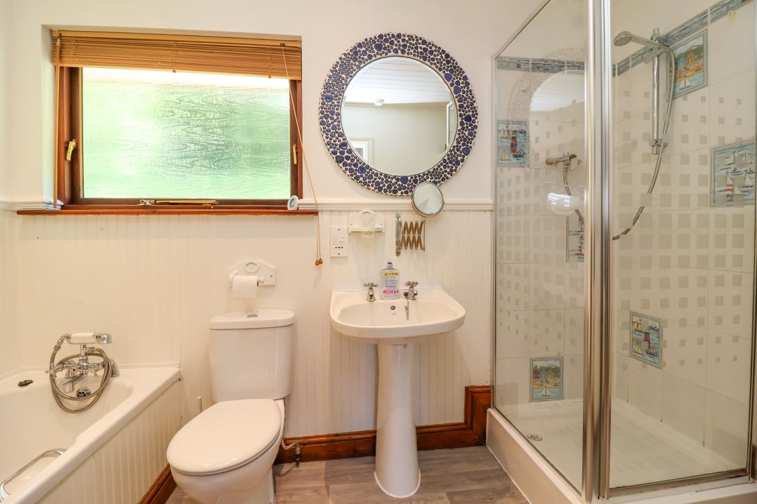 Bay Tree Lodge 35