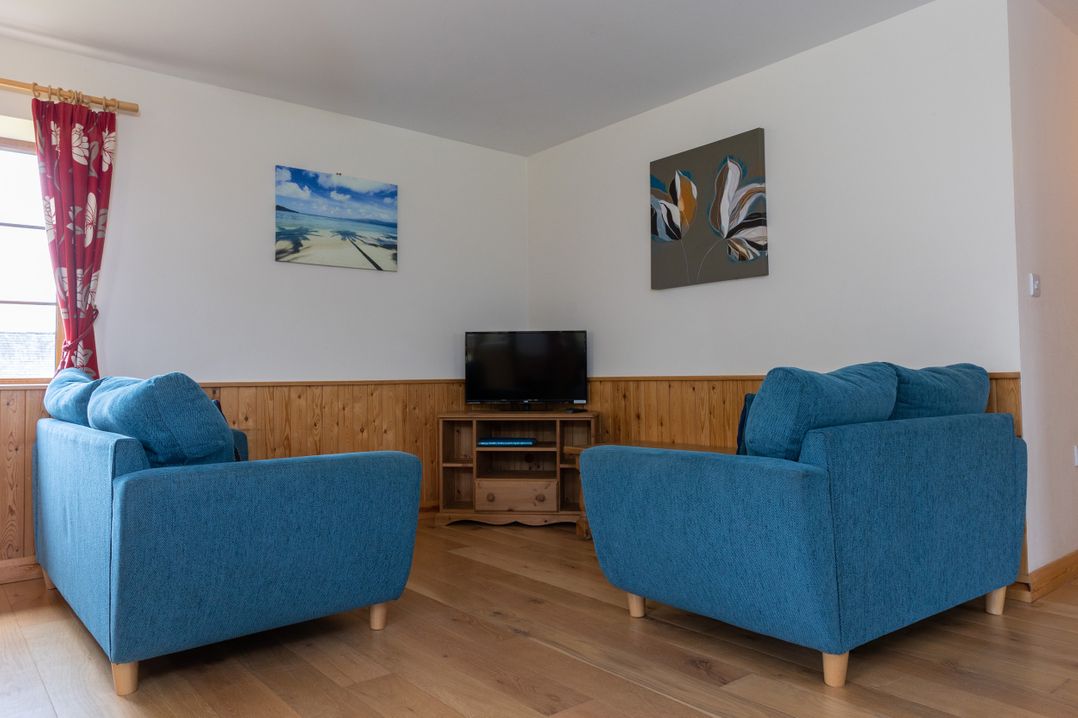 Tarka's Holt Log Cabin