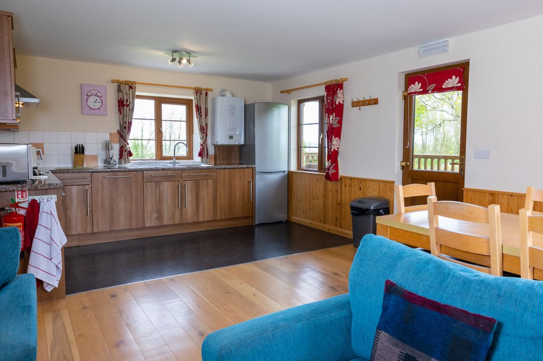 Tarka's Holt Log Cabin