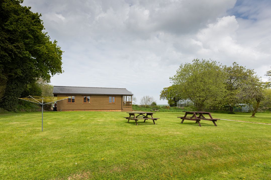 Tarka's Holt Log Cabin