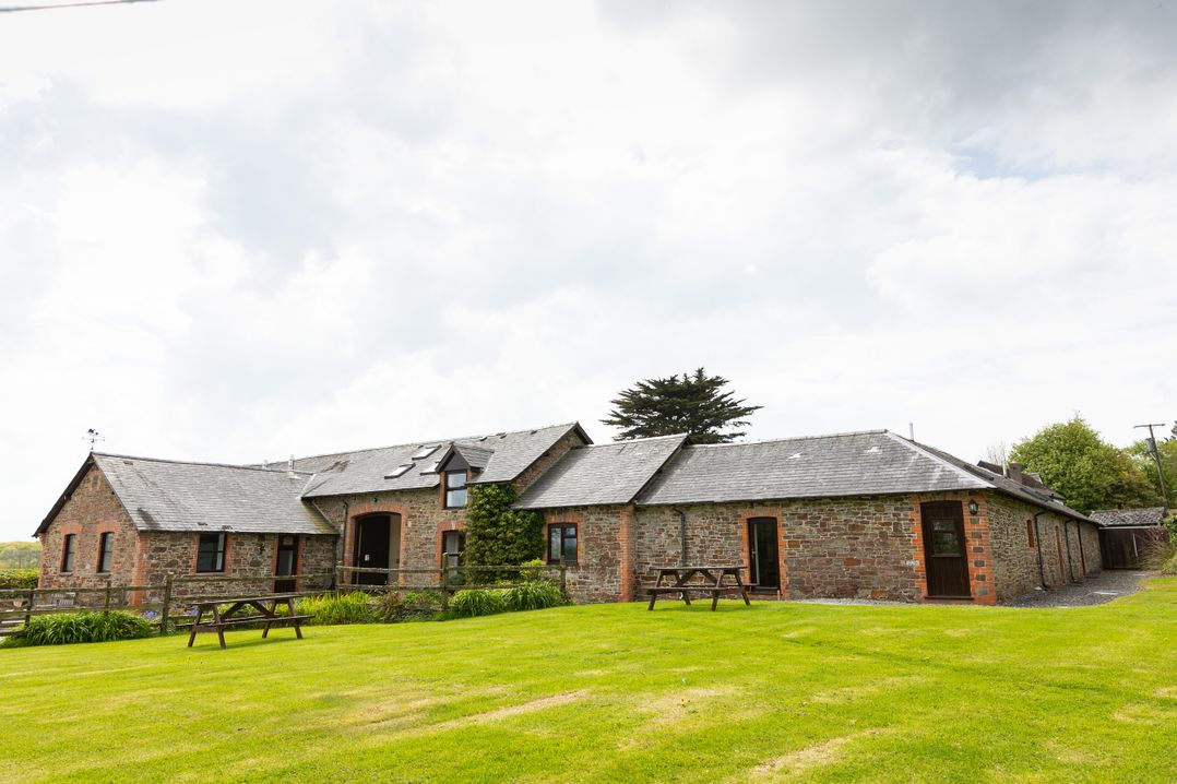 Tarka's Holt Log Cabin