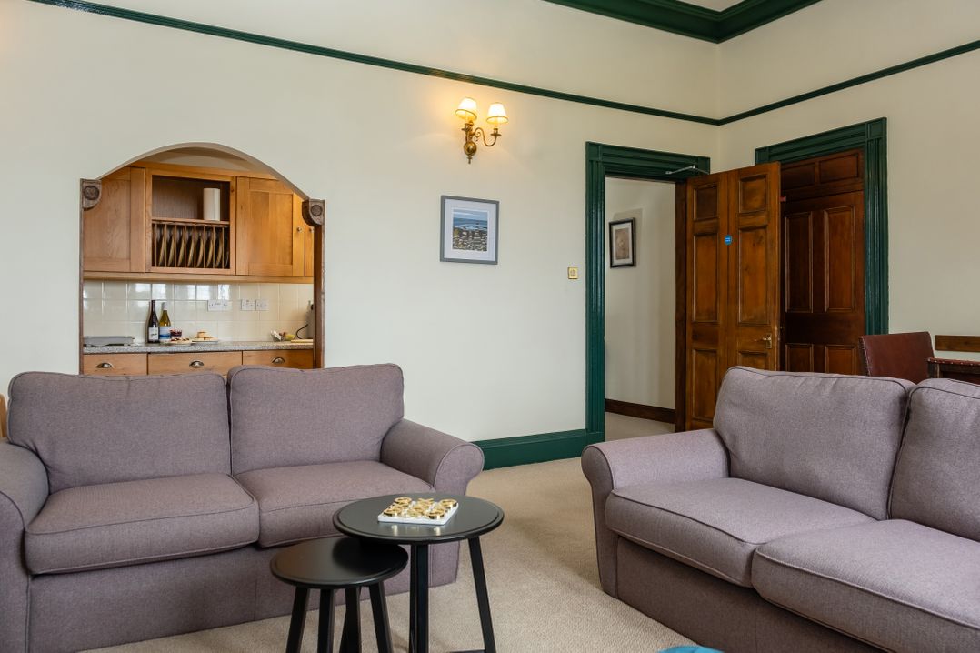 Watermouth Castle, Penn-Curzon Apartment