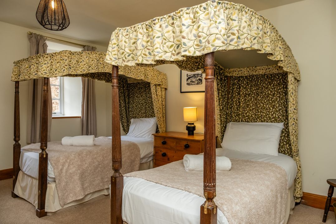 Watermouth Castle, Penn-Curzon Apartment