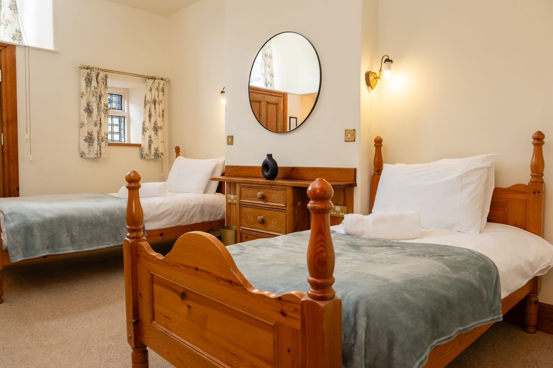 Watermouth Castle, Penn-Curzon Apartment