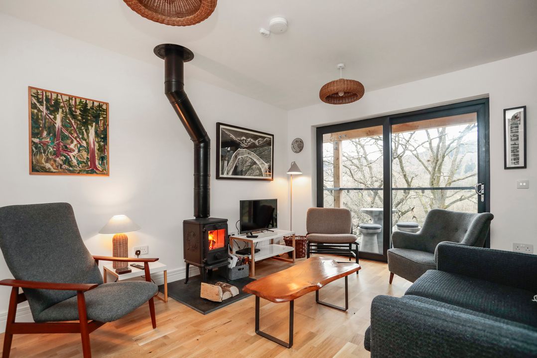 27 Strathtay Lodges