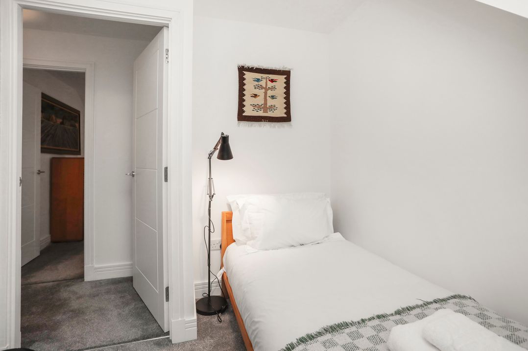 27 Strathtay Lodges