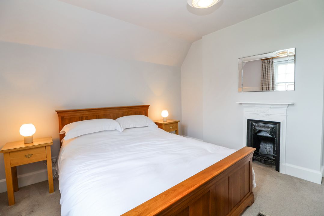 Middle Lodge