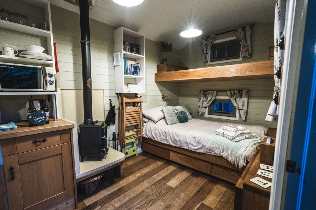 Little Otchan Shepherd's Hut