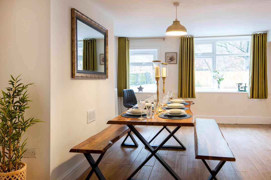 Dovestone Cottage