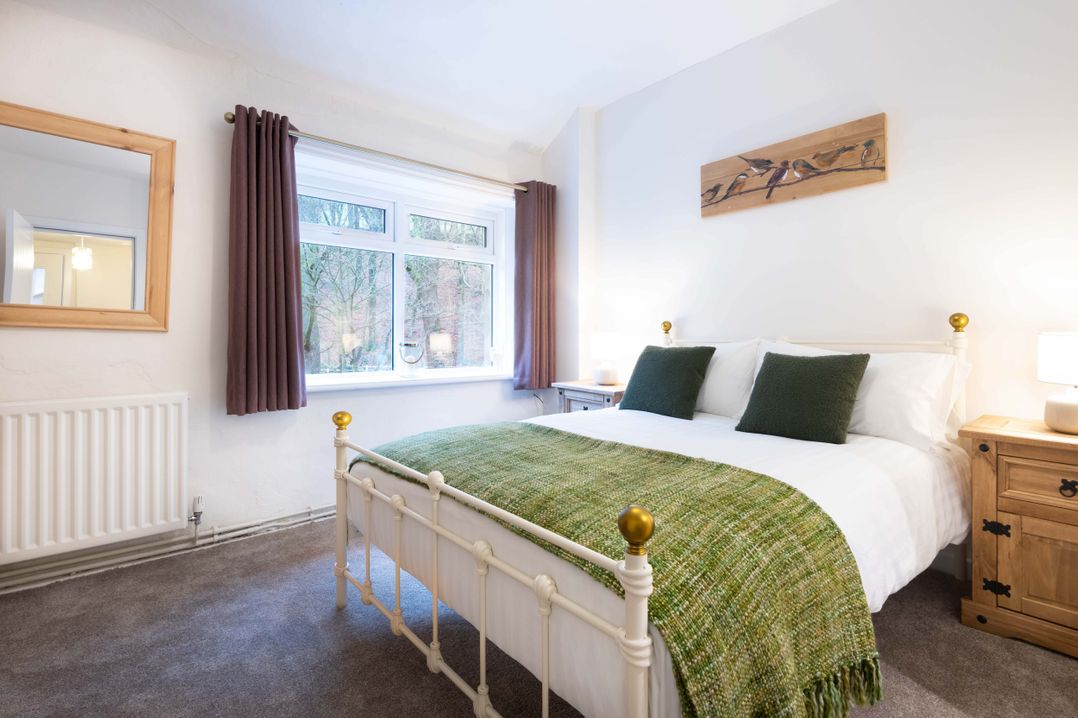 Dovestone Cottage
