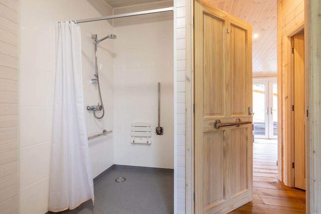 Dovestone Luxury Lodges (sleeps 4) - pets welcome