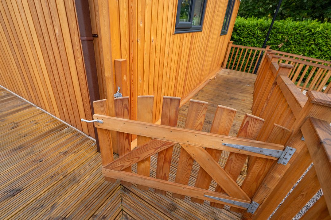 Dovestone Luxury Lodges (sleeps 4) - pets welcome