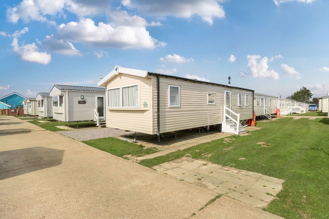 Kingfisher Caravan - Billing Aquadrome