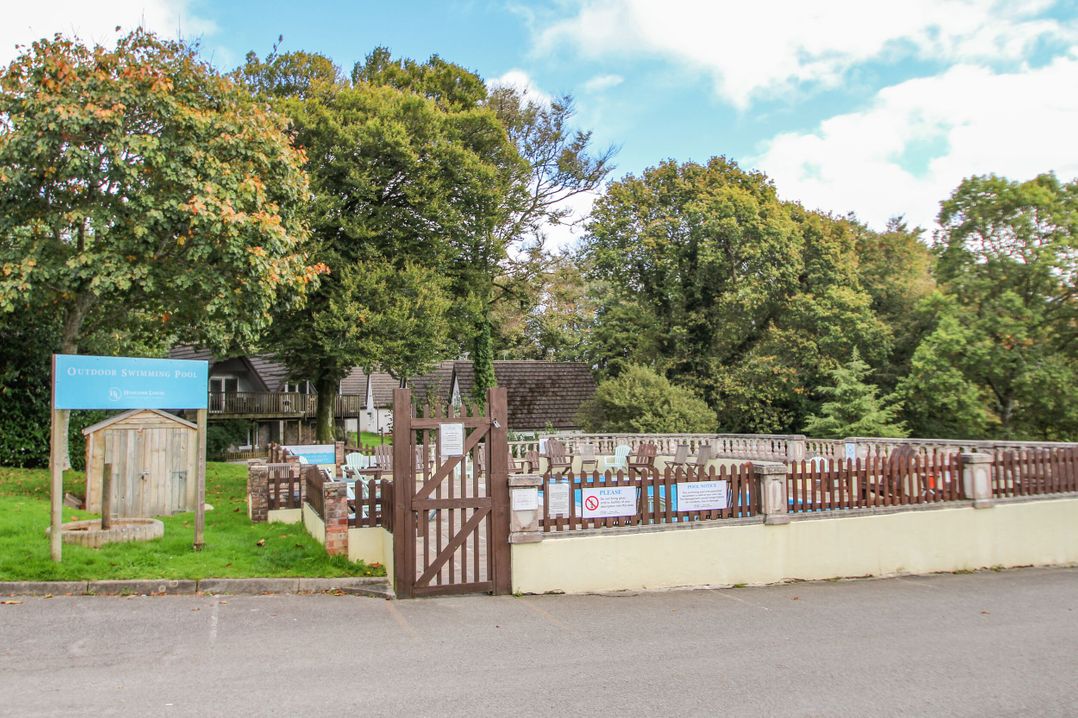 Valley Lodge 3