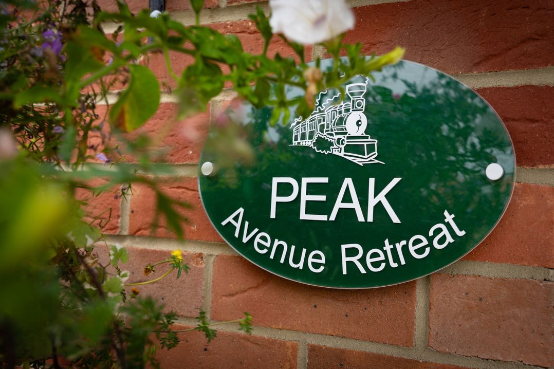 Peak Avenue Retreat