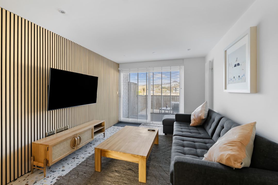 5 Mermaid Court