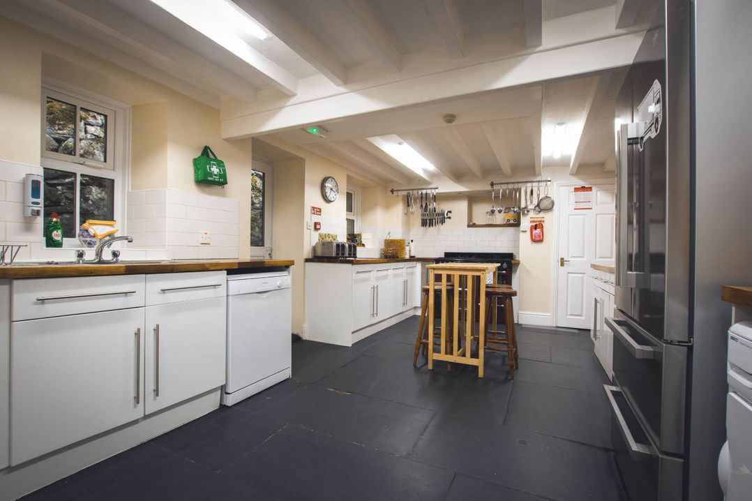 Noddfa Country House